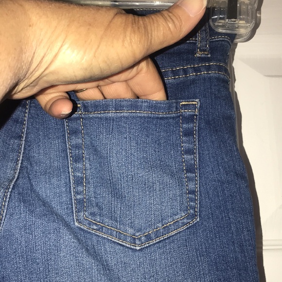 Girl’s Place Bermuda Shorts - Picture 5 of 7